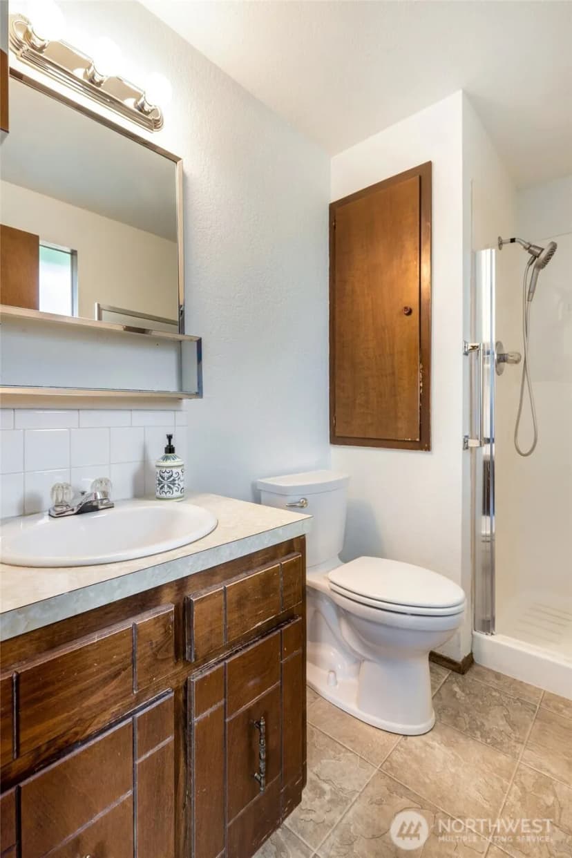 Property photo for 6007 189th Place Sw, Lynnwood photo 25