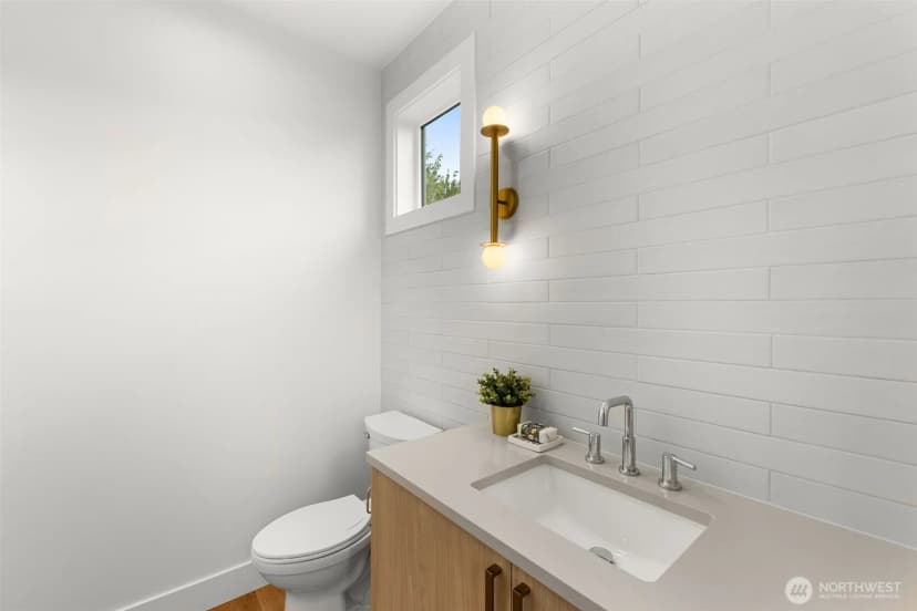 Property photo for 315 Nw 86th Street, Seattle photo 8