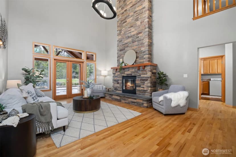 Property photo for 4975 E 12th Drive, Bellingham photo 6