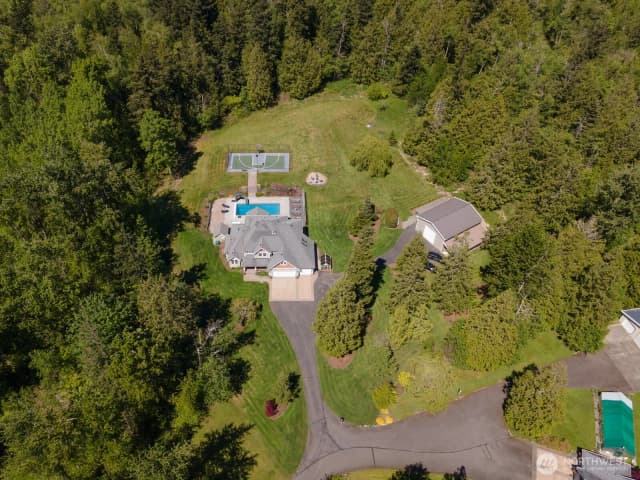 Property photo for 4975 E 12th Drive, Bellingham
