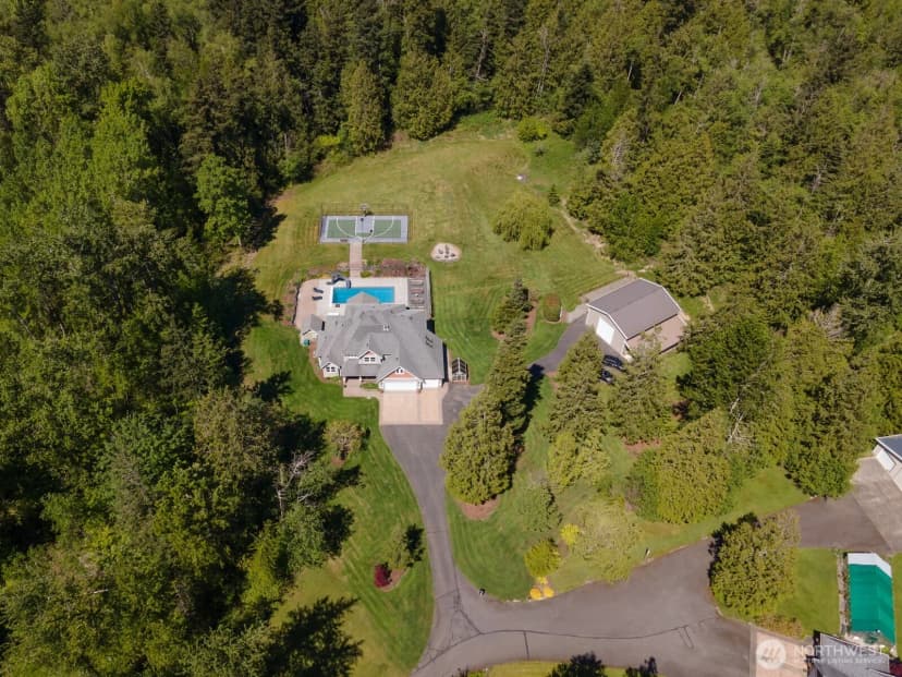 Property photo for 4975 E 12th Drive, Bellingham