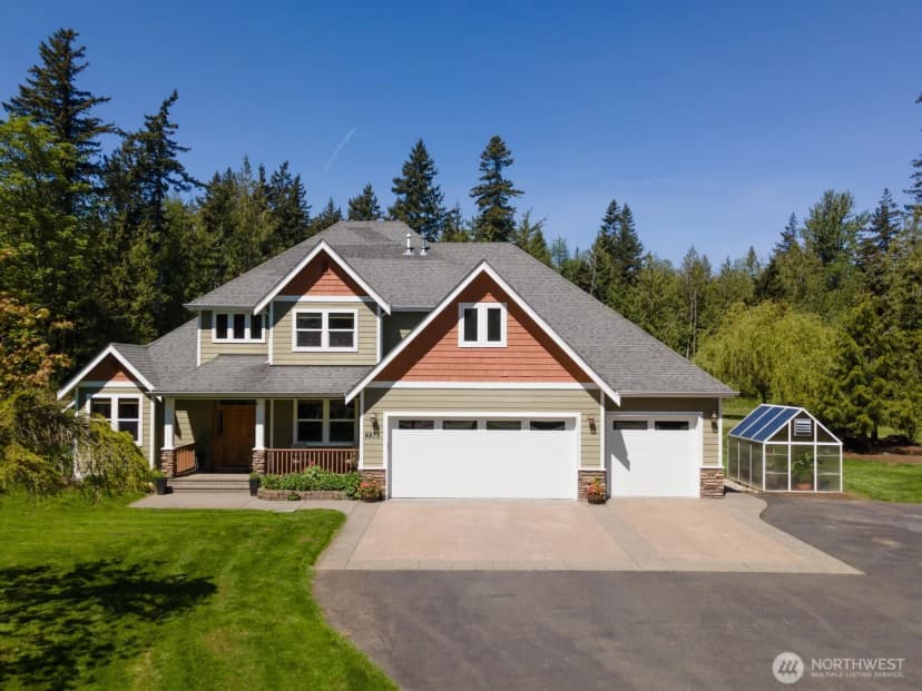 Property photo for 4975 E 12th Drive, Bellingham photo 3