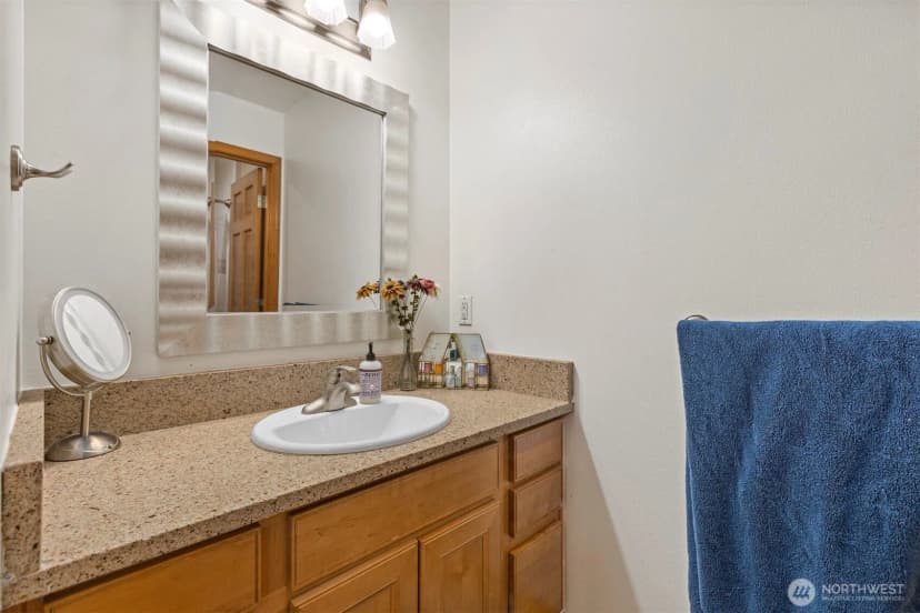 Property photo for 4975 E 12th Drive, Bellingham photo 23