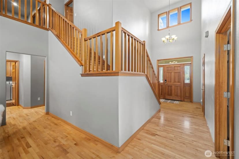 Property photo for 4975 E 12th Drive, Bellingham photo 5