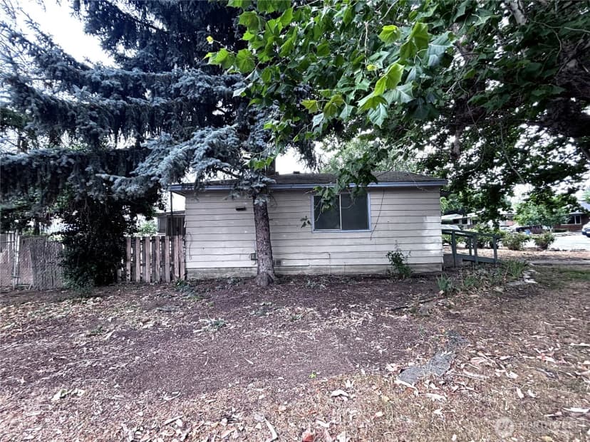 Property photo for 937 Corbaley Pl, Wenatchee photo 4