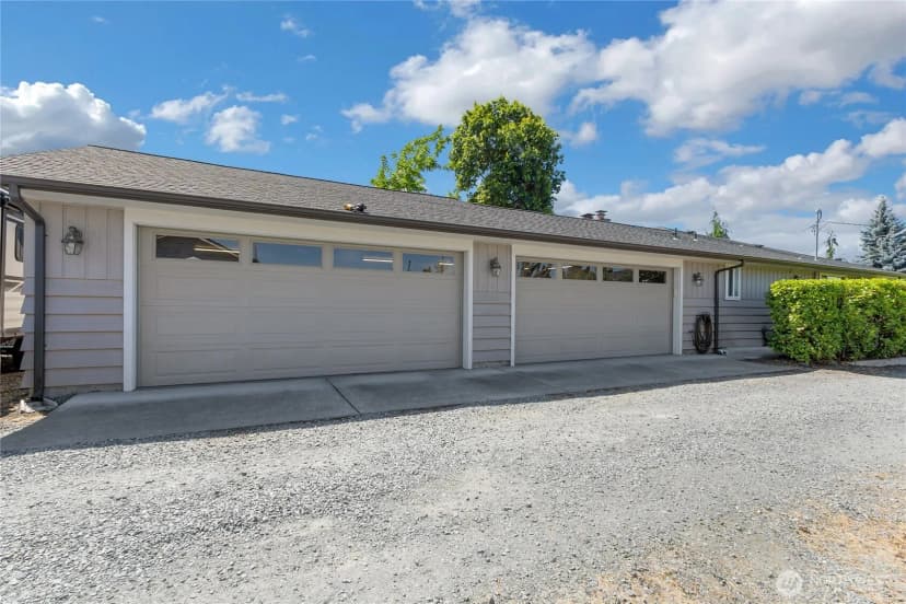 Property photo for 611 13th St Sw, Puyallup photo 23