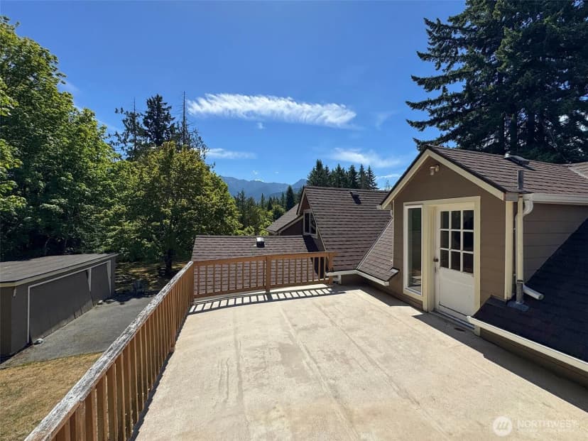 Property photo for 1703 S Golf Course Road, Port Angeles photo 32