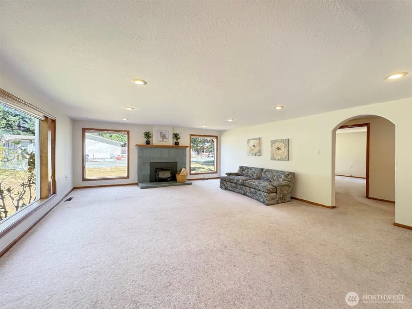 Property photo for 1703 S Golf Course Road, Port Angeles photo 4