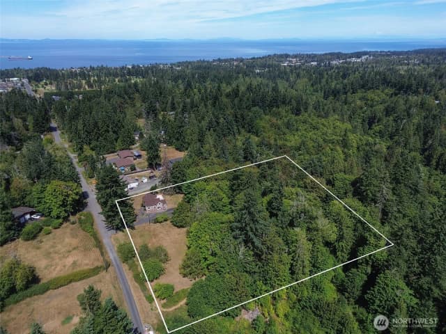 Property photo for 1703 S Golf Course Road, Port Angeles photo 2
