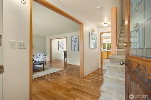 Property photo for 4539 Blakely Heights Drive Ne, Bainbridge Island photo 5