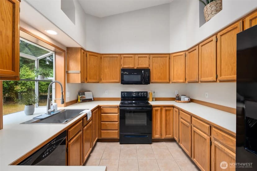 Property photo for 21902 117th Street Ct E, Bonney Lake photo 9