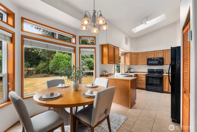 Property photo for 21902 117th Street Ct E, Bonney Lake photo 3