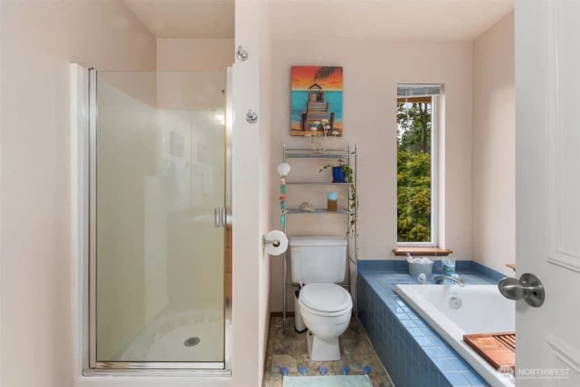 Property photo for 21902 117th Street Ct E, Bonney Lake photo 11