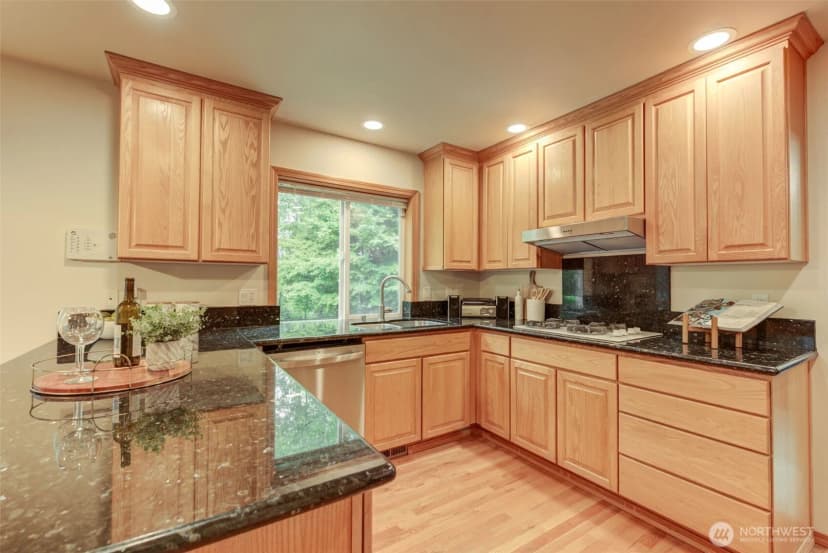 Property photo for 14514 20th Avenue W, Lynnwood photo 12
