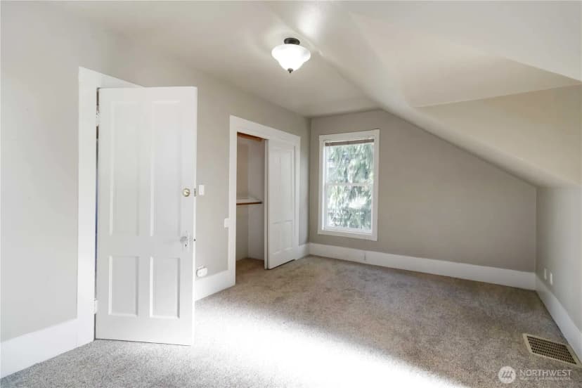 Property photo for 815 N Pearl Street, Centralia photo 27