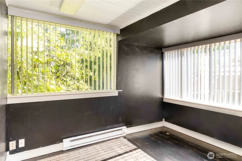 Property photo for 815 N Pearl Street, Centralia photo 6
