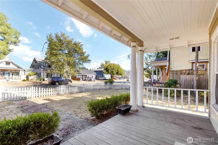 Property photo for 815 N Pearl Street, Centralia photo 7