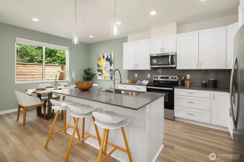 Property photo for 1510 Hollow Dale Place #e, Everett photo 16