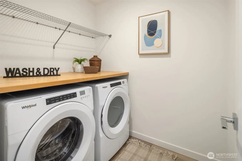 Property photo for 1510 Hollow Dale Place #e, Everett photo 10