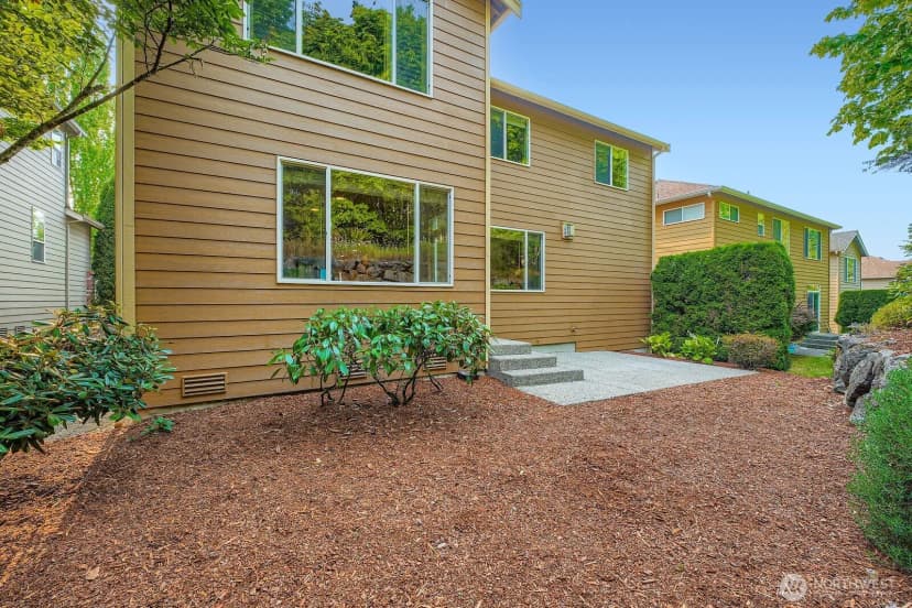 Property photo for 16200 Parkside Way Se, Renton photo 24