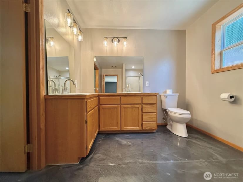 Property photo for 9320 395th Street E, Eatonville photo 25
