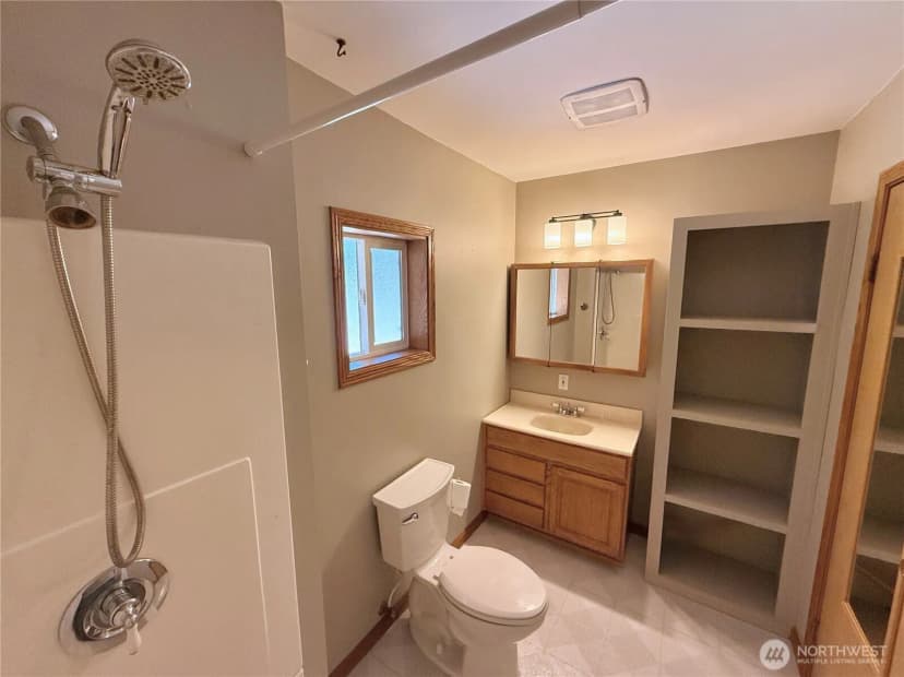 Property photo for 9320 395th Street E, Eatonville photo 17