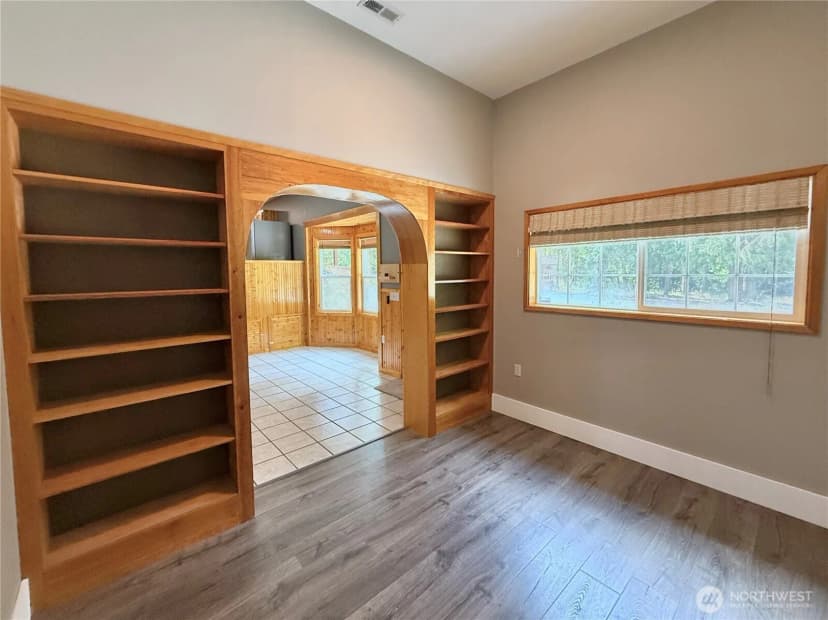 Property photo for 9320 395th Street E, Eatonville photo 14