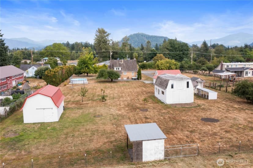 Property photo for 46919 224th Avenue Se, Enumclaw photo 31