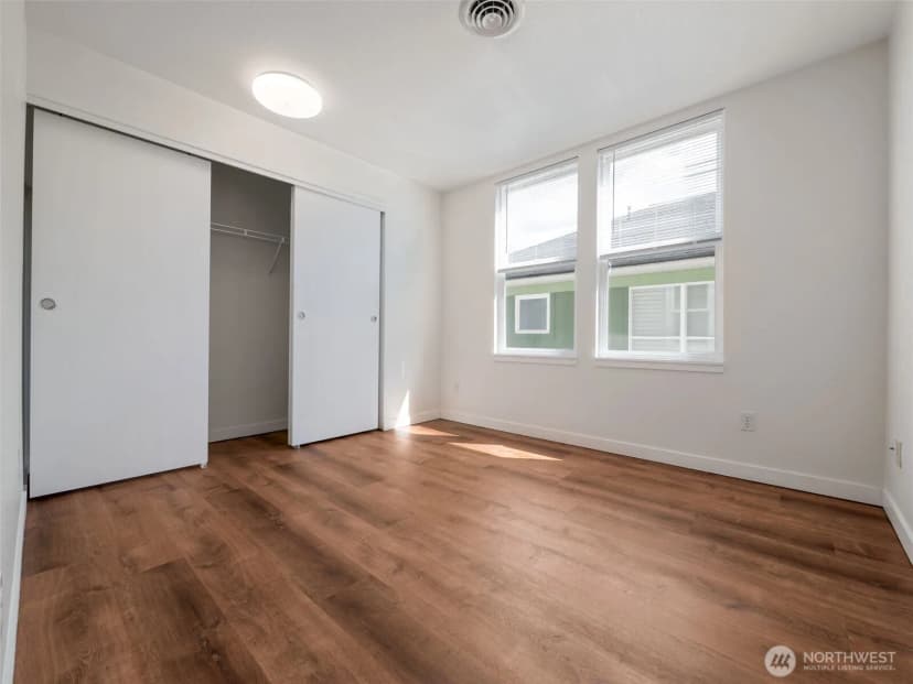 Property photo for 6736 29th Avenue S, Seattle photo 24