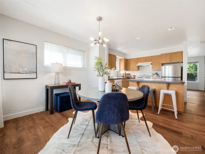 Property photo for 6736 29th Avenue S, Seattle photo 17