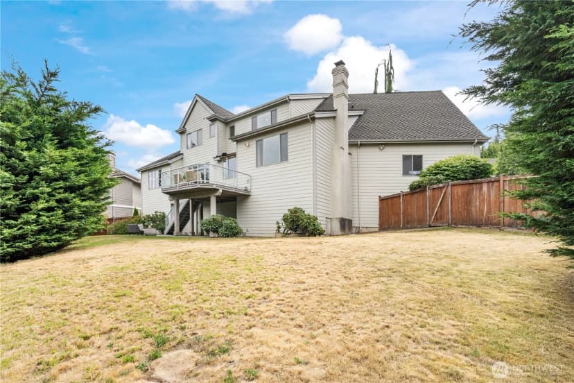 Property photo for 5757 168th Pl Se, Bellevue photo 30