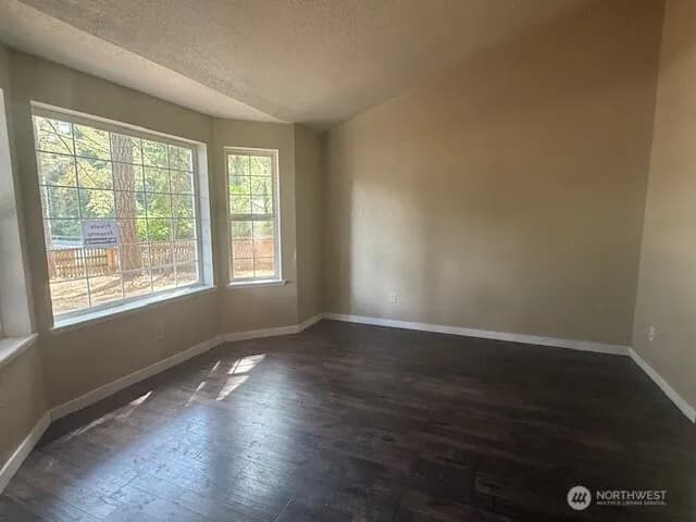 Property photo for 21 Se Shadowood Boulevard, Shelton photo 7