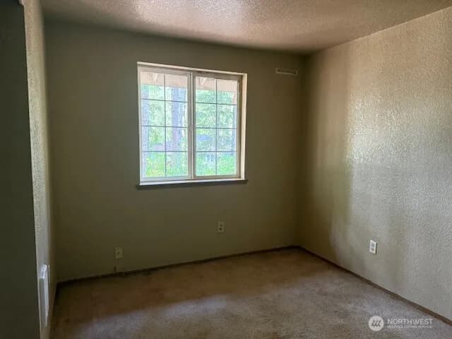 Property photo for 21 Se Shadowood Boulevard, Shelton photo 24