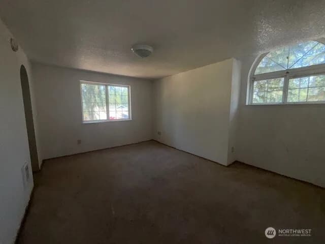 Property photo for 21 Se Shadowood Boulevard, Shelton photo 35