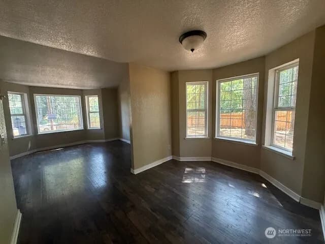 Property photo for 21 Se Shadowood Boulevard, Shelton photo 12