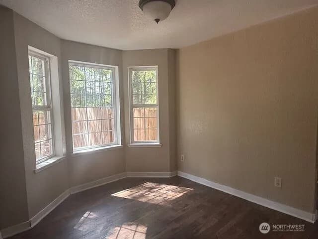 Property photo for 21 Se Shadowood Boulevard, Shelton photo 8