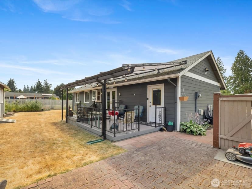 Property photo for 14117 57th Avenue Ne, Marysville photo 17