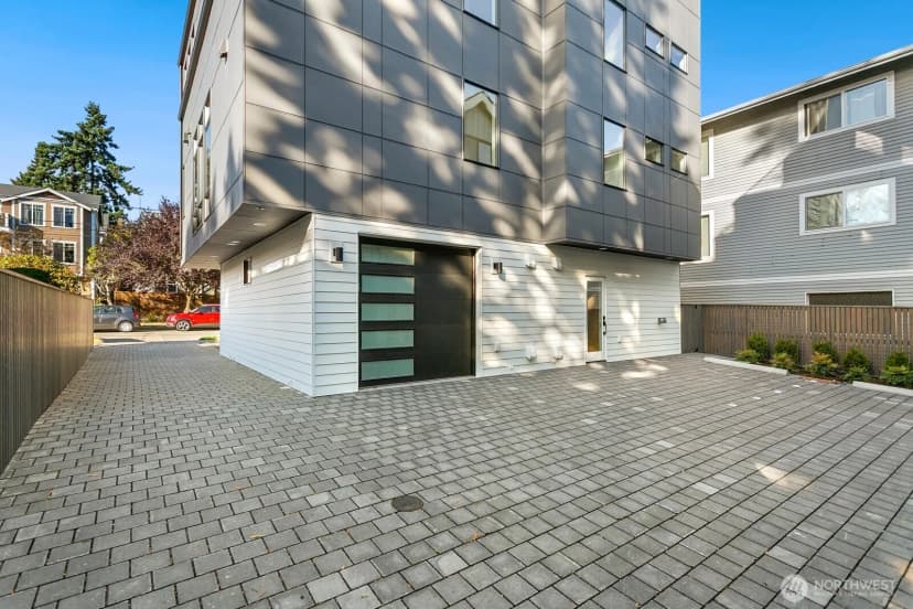 Property photo for 2035 Nw 61st Street #b, Seattle photo 23