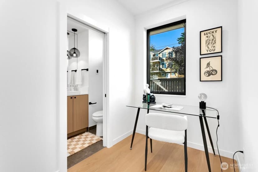 Property photo for 2035 Nw 61st Street #b, Seattle photo 19