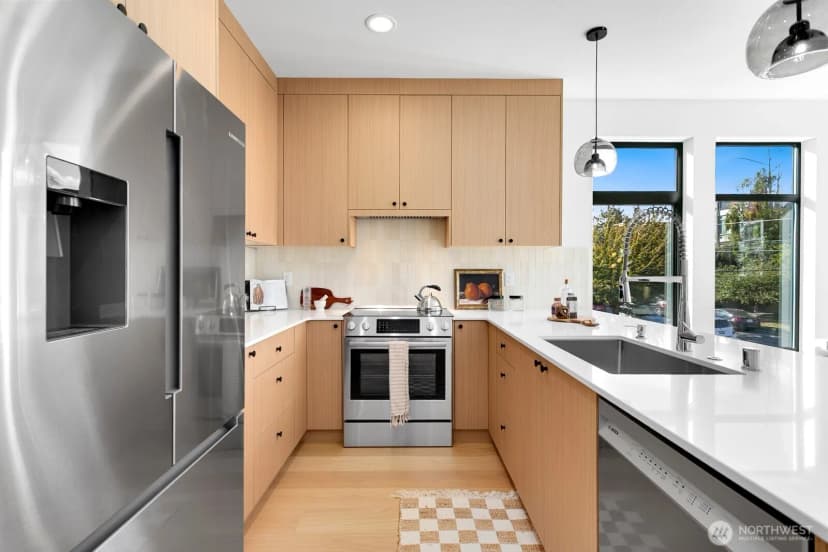 Property photo for 2035 Nw 61st Street #b, Seattle photo 10