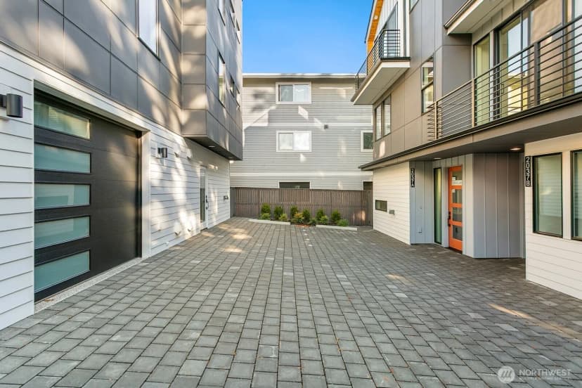 Property photo for 2035 Nw 61st Street #b, Seattle photo 22