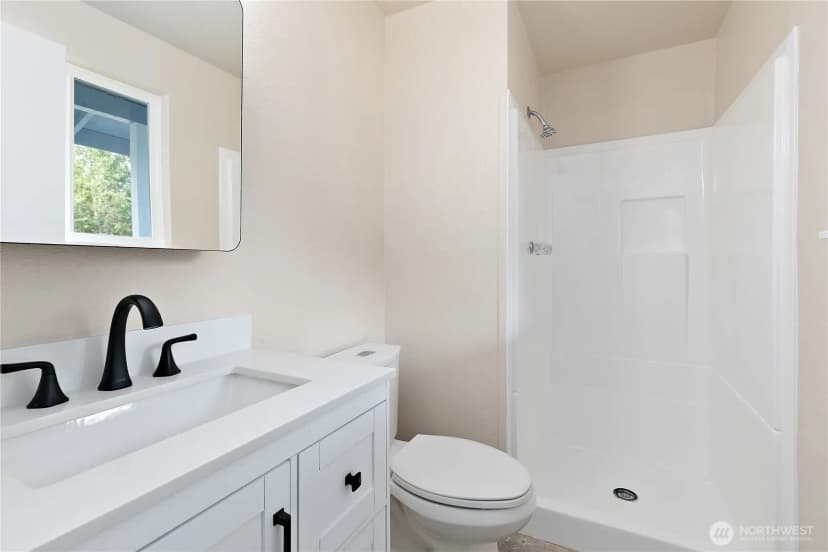 Property photo for 602 Factory Street Se, Orting photo 15