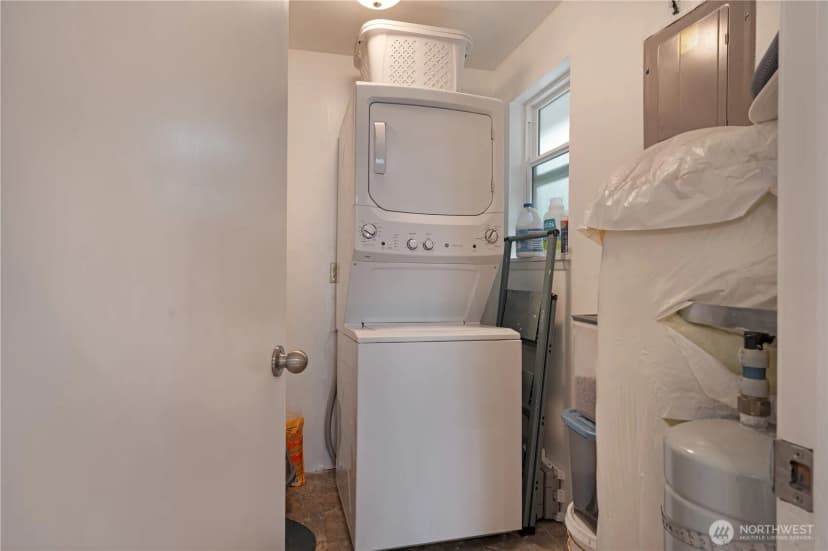 Property photo for 1321 E Madrona Boulevard Nw, Lakebay photo 9