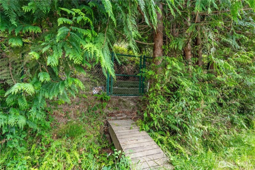 Property photo for 1321 E Madrona Boulevard Nw, Lakebay photo 29