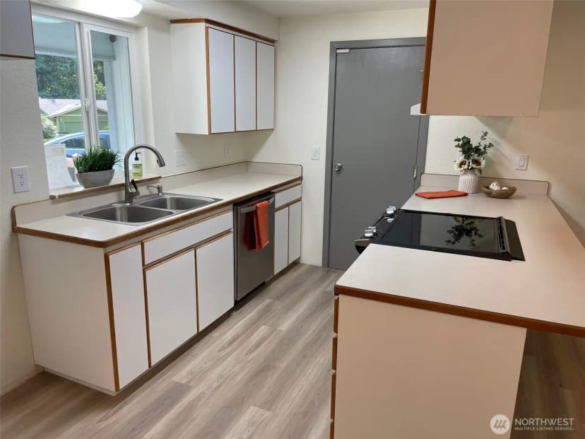 Property photo for 8417 Hawksridge Drive Se, Olympia photo 18