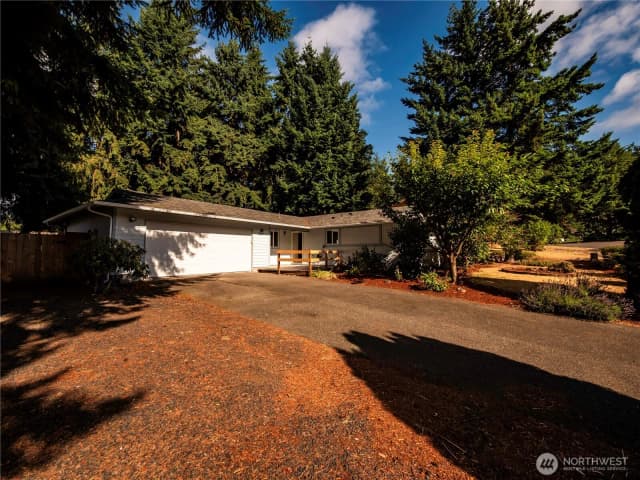 Property photo for 8417 Hawksridge Drive Se, Olympia photo 4