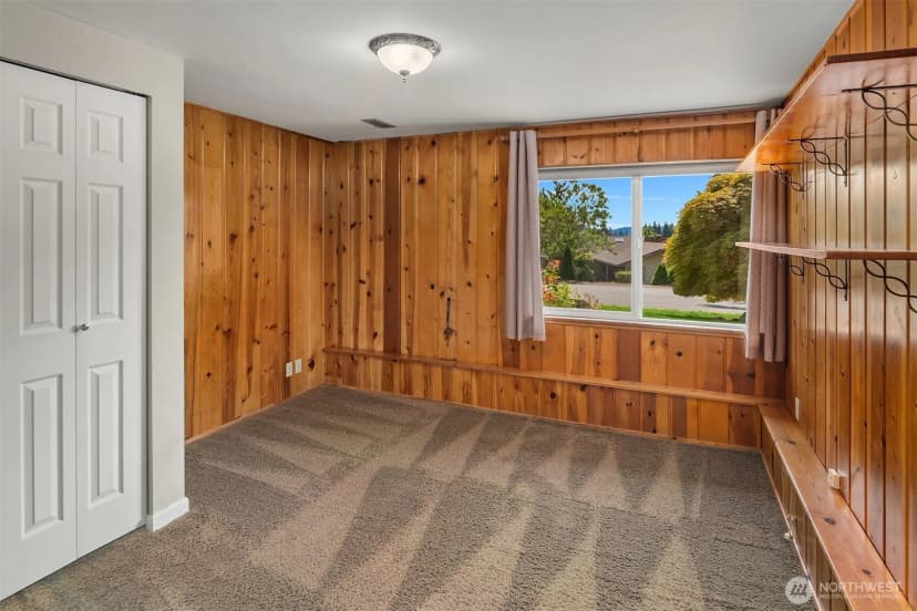Property photo for 12456 Se 26th Place, Bellevue photo 20