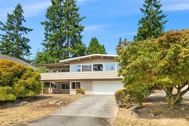 Property photo for 12456 Se 26th Place, Bellevue