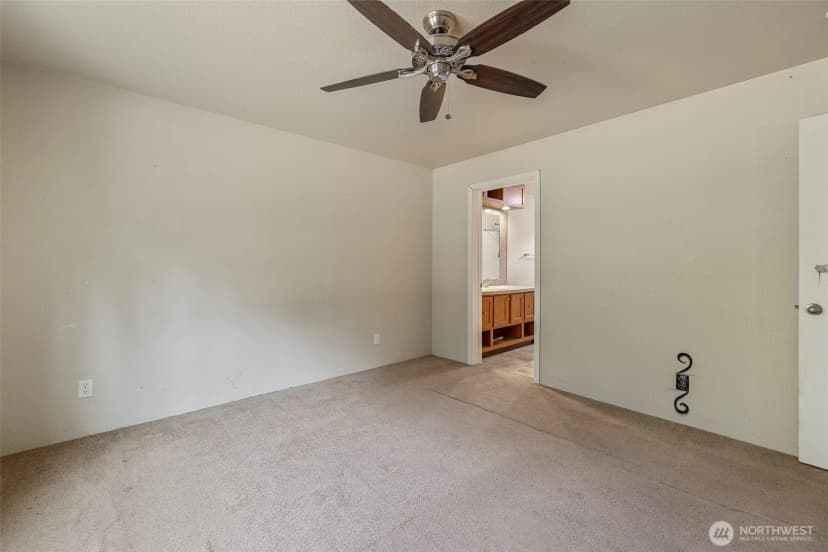Property photo for 164 Sleeper Road, Oak Harbor photo 14