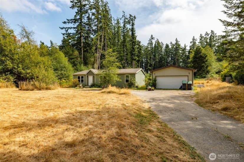 Property photo for 164 Sleeper Road, Oak Harbor